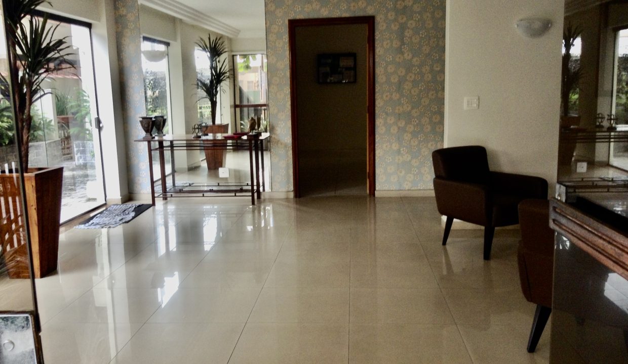 68B796E8-FE91-4FF7-8947-A0C37029016D