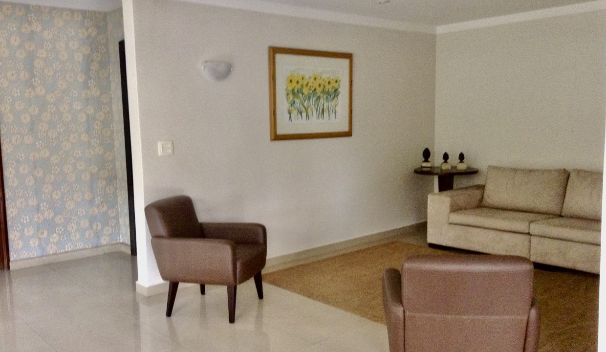 CD885E0B-0FB0-48AC-8F7B-5250AA0619C1